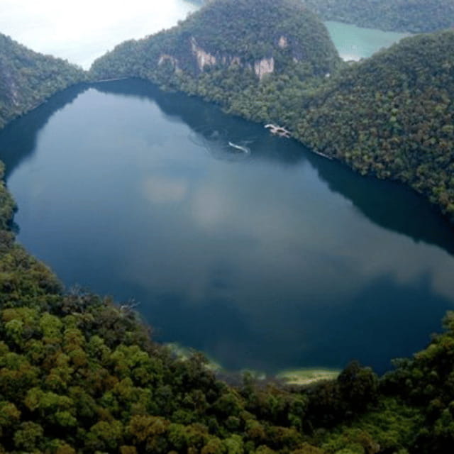 Langkawi:Pregnant Maiden Lake & Islands Hopping Private Boat - What the $127 price really means