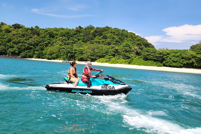 Langkawi : Premium Jet Ski Tour Including Dayang Bunting Island - Riding in convoy through the Fjords