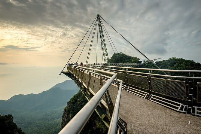 Langkawi: Private Tour with Sky Bridge and Cable Car - Kuah Town and the duty-free shopping stops