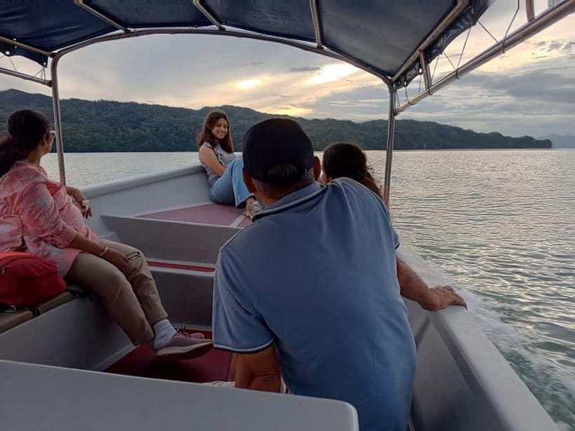 Langkawi: River Cruise and Sunset Cruise Lunch Available - Eagle feeding near the mangrove forest