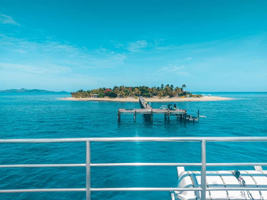 Langkawi: Sunset Dinner Cruise with Hotel Transfer - A five-hour evening built around sunset