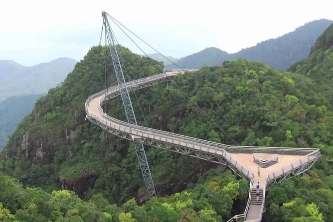 Langkawi Tour with SkyBridgewalk,Langkawi Cable Car,Oriental Village pass - Key points to know before booking