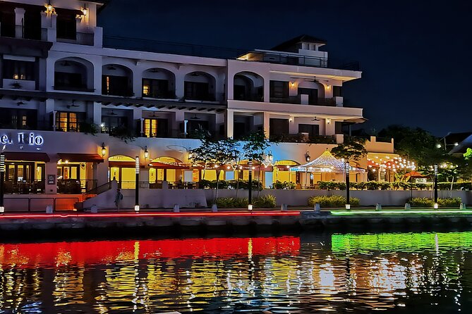 Malacca Night Tour with River Cruise & Trishaw Ride from KL (SIC) - Two short photo stops with national history