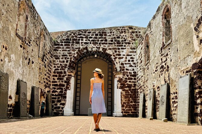 Malacca's Famous Spots: Private Day Tour - Jonker Street, food, antiques, and the Chinatown core