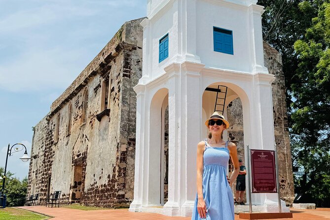 Malacca's Famous Spots: Private Day Tour - A colorful trishaw ride through the old city
