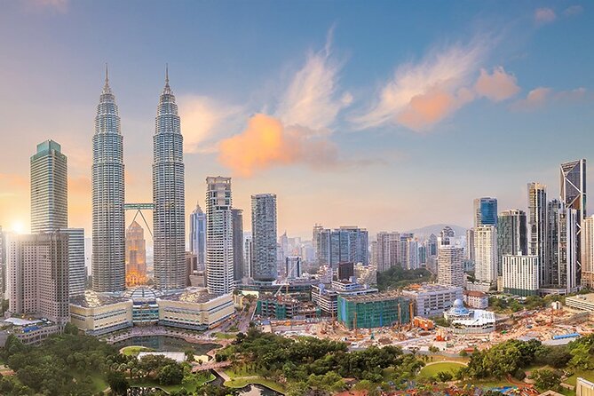 Malaysia Petronas Twin Tower Observation Deck E-Tickets - Who will enjoy this one-hour visit most?