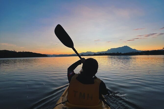 Mangrove Kayaking Experience in Borneo - Meeting Eddie and Learning the Basics