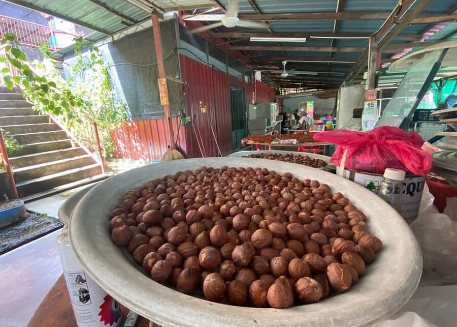 Penang: Balik Pulau Culture Experience & Village Tour - The viewpoint brings mountain and sea together