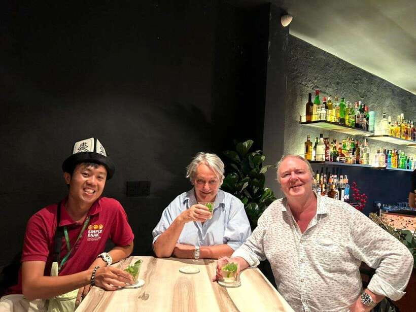 Penang: Georgetown Foodie Walking Tour with a Cocktail - Key points at a glance