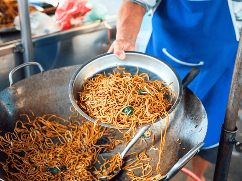 Penang: Trishaw Ride and Hawker Center Food Tour - Colonial buildings and lesser-known stops