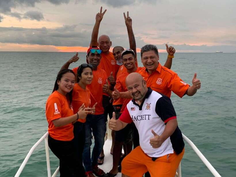 Port Dickson: Dragon Sunset Cruise with Salt Water Jacuzzi - Key things to know before boarding