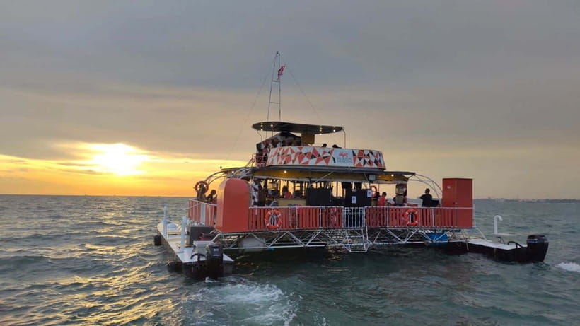 Port Dickson: Dragon Sunset Cruise with Salt Water Jacuzzi - What the Dickson Dragon evening cruise is really like