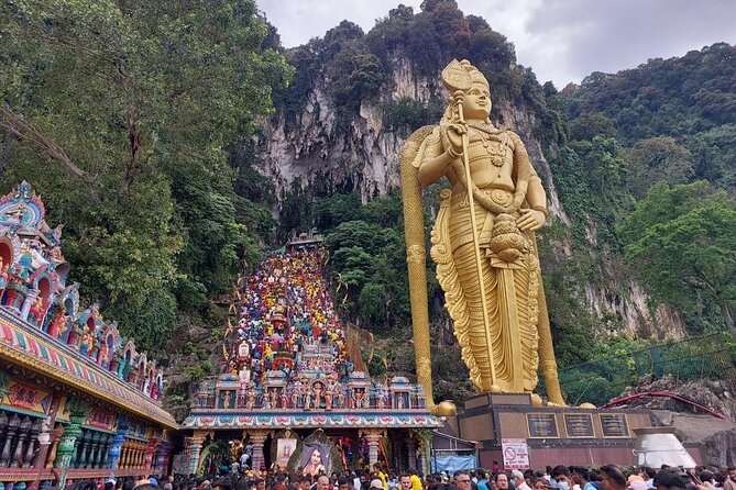 Private Genting Highlands & Batu Caves Trip with Cable Car Ticket - The peaceful pause at Chin Swee Cave Temple