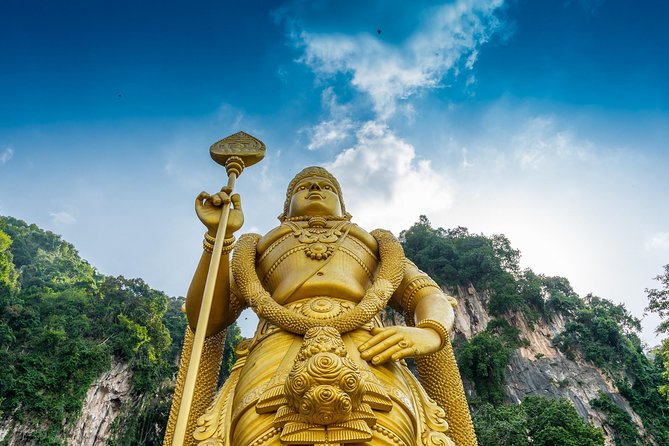 Private Half-Day Kuala Lumpur Culture And Communities Exploration Tour - Batu Caves: a strong start outside the city
