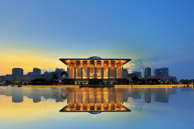 Private Half-Day Putrajaya Tour with Lake Cruise from Kuala Lumpur - Putra Mosque and its rose granite domes