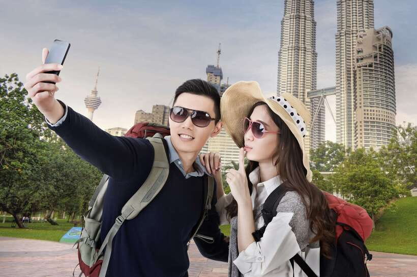 Private Kuala Lumpur and Putrajaya Highlights in One Day - Petronas Twin Towers and the Kuala Lumpur skyline
