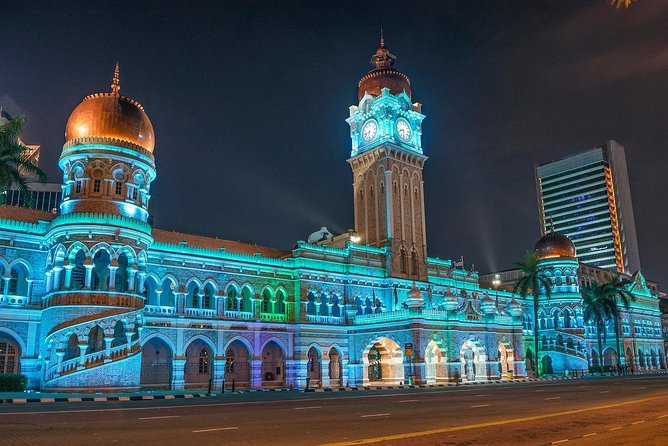 Private Kuala Lumpur City Tour With Petronas Tower & Local Dinner - Little India Brickfields adds color and contrast