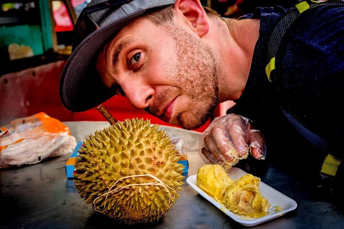 Private Kuala Lumpur Night Market And Food Tour - Why an evening market tour works well in Kuala Lumpur
