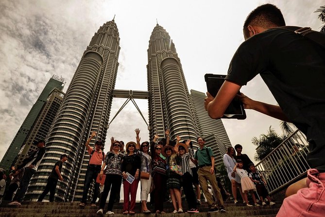 Private Kuala Lumpur Photographic Tour With Petronas Towers & Sky Box K.L Tower - Two towers, two views of Kuala Lumpur