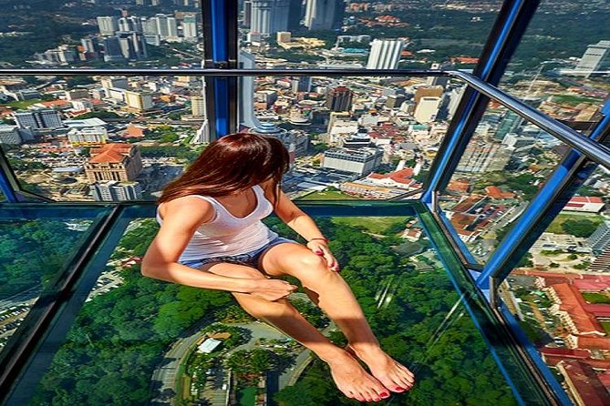 Private Kuala Lumpur Photographic Tour With Petronas Towers & Sky Box K.L Tower - Merdeka Square and Kuala Lumpur’s older face