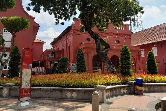 Private Malacca Day Tour from Kuala Lumpur - Mini Malaysia and the first look at local traditions