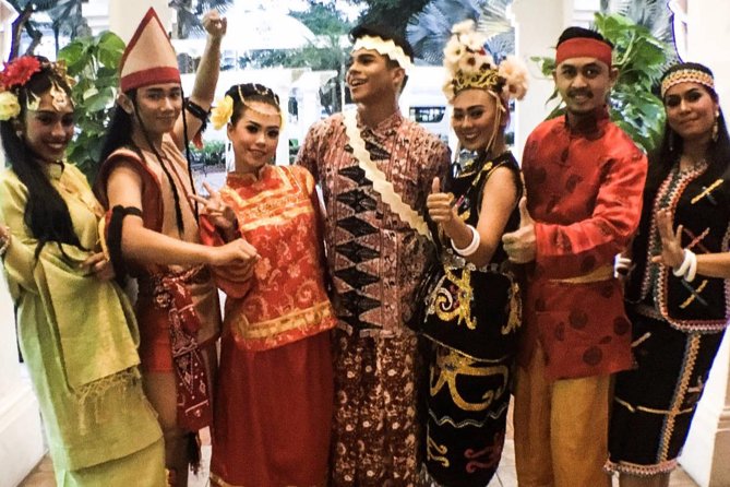 Private Night Tour: Petronas Twin Tower And Shopping - A short look at Little India Brickfields