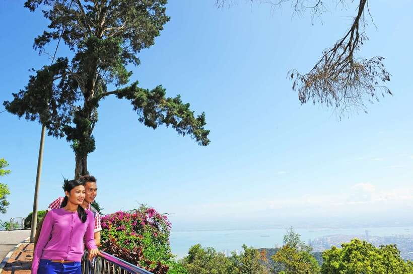 Private Penang City Tour with Kek Lok Si Temple - Dhammikarama Burmese Temple and a second tradition
