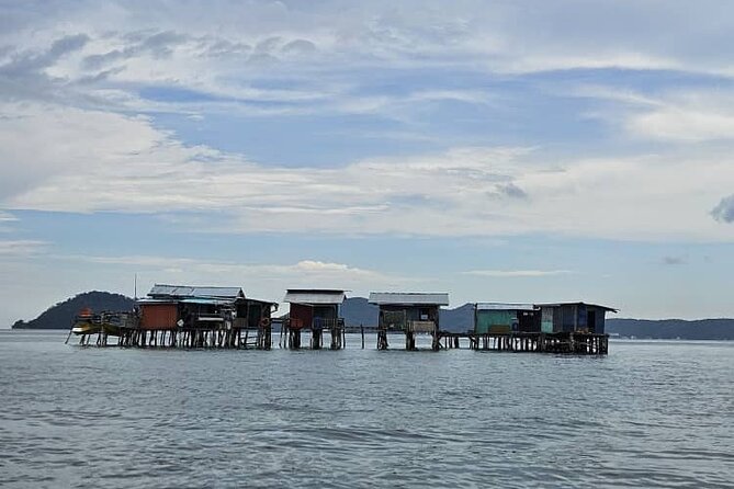 Private Tour Kampung Gipsi Sabah Cultural Village Kota Kinabalu - A water village only minutes from Kota Kinabalu