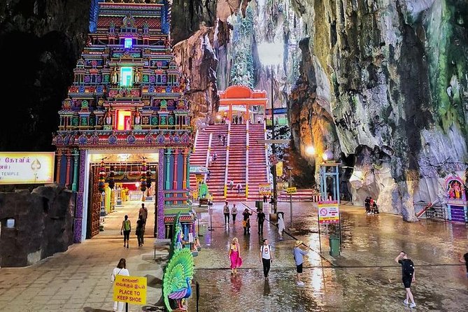 Private Tour Kuala Lumpur with Petronas Twin Towers Observation Deck & Batu Cave - Petronas Twin Towers and the 170-meter view