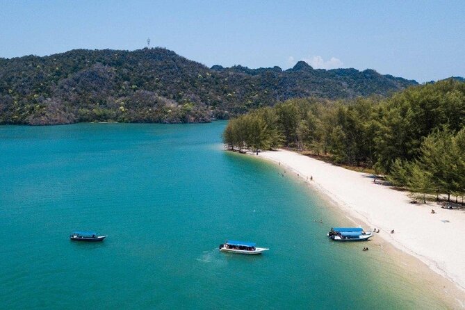 Private Tour to Langkawi Cable Car & Tanjung Rhu Beach - Durian Perangin Waterfall for a cooler pause