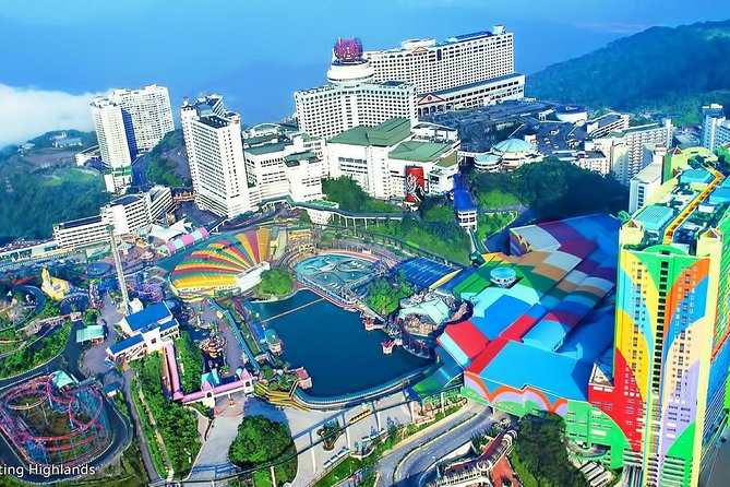 Private Tour with Local Host : Genting Highlands Day Tour enroute Batu Caves - Riding the Awana Skyway above the rainforest