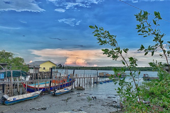 Pulau Ketam Rural Adventure Day Tour (SIC – Join In Tour) - A local seafood lunch on the island