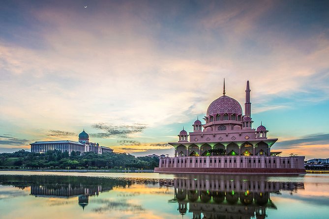 Putrajaya City Tour with Batu Caves & Sight Seeing Cruise - Batu Caves and the 272 steps