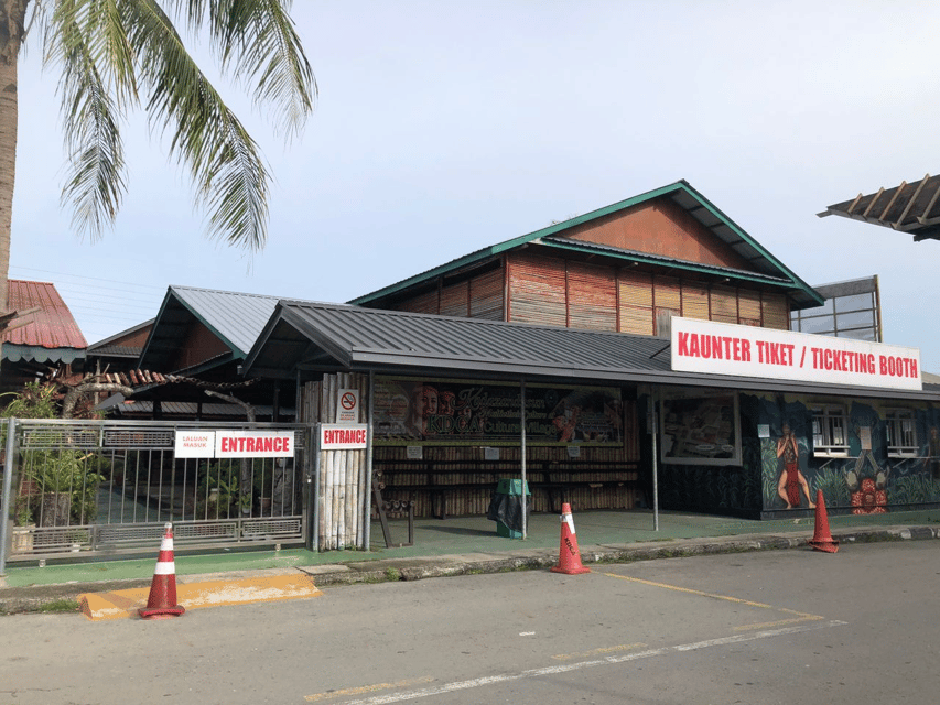 Sabah : Koisaan Cultural Village - Magagung, Sumazau, and the sound of Sabah