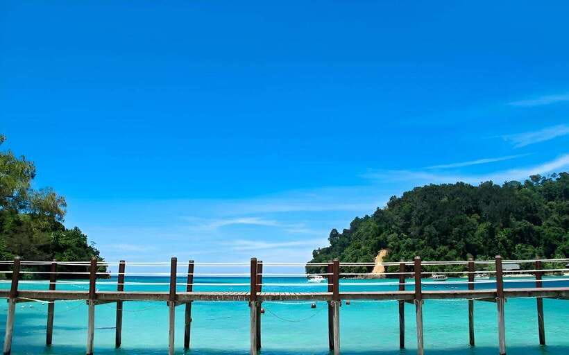 Sabah : Mamutik & Sapi Island Excursion Ticket - A BBQ lunch breaks up the water time