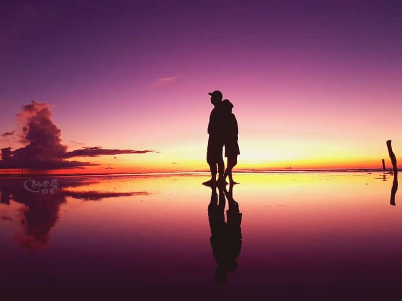 Sabah: Mangrove Fireflies, and Sky Mirror Dream Beach Tour - Dream Beach, Sky Mirror, and the best photo time