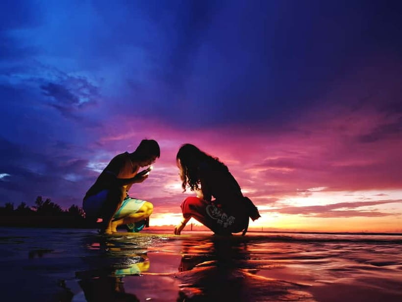 Sabah: Mangrove Fireflies, and Sky Mirror Dream Beach Tour - Why the guide can make or break the day