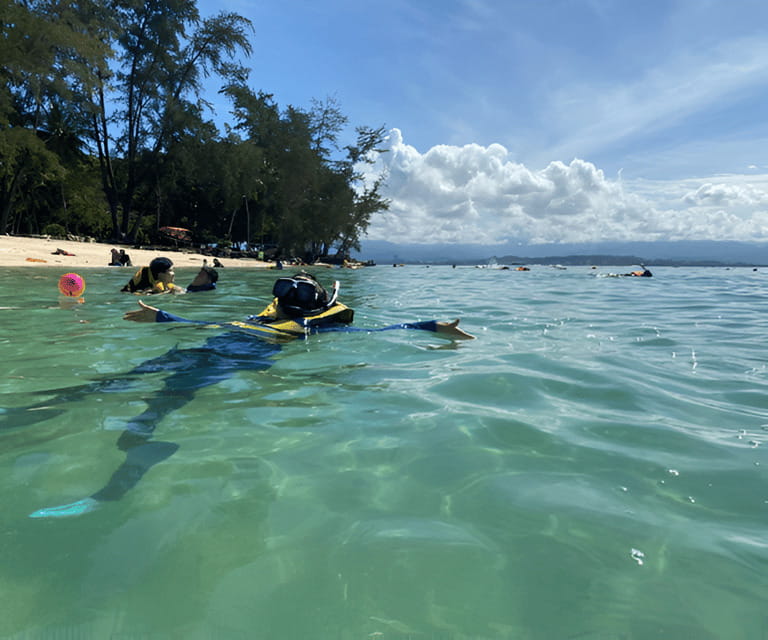 Sabah: Manukan and Sapi Islands Excursion Ticket - Leaving Kota Kinabalu for the marine park