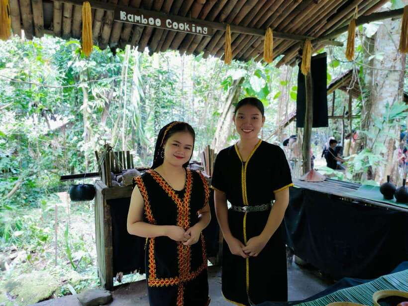 Sabah: Mari-Mari Cultural Village Visit + Lunch + transfer - The guide can shape the whole visit