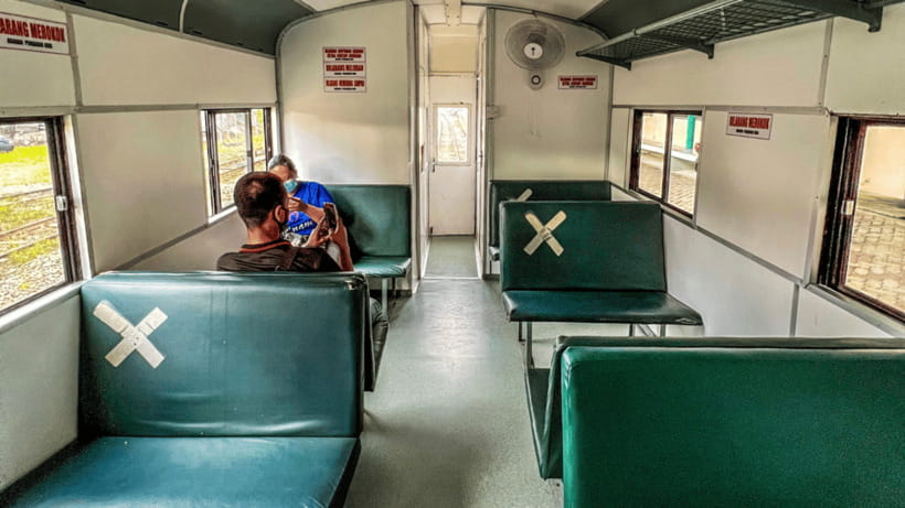 Sabah: White Water Rafting Grade 3-4 at Padas River - The old train to Pangi Railway Station