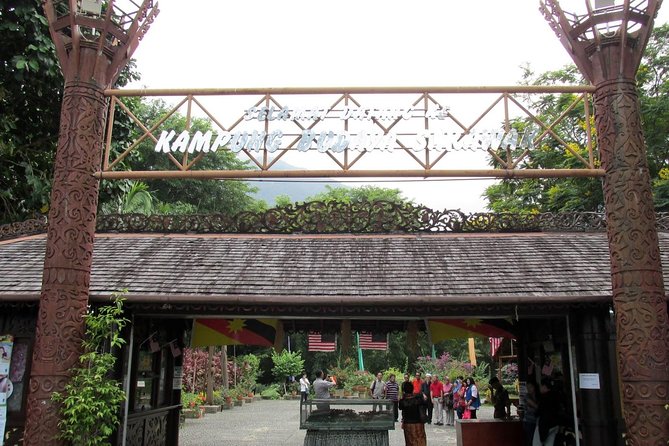 Sarawak Cultural Village Tour - Seven homes, seven cultural traditions
