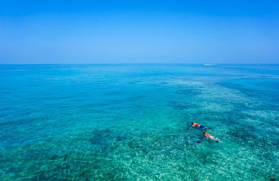 Semporna: Explore 3 Islands Tour Snorkel or Dive & Lunch - Pandanan Bay: the final water stop
