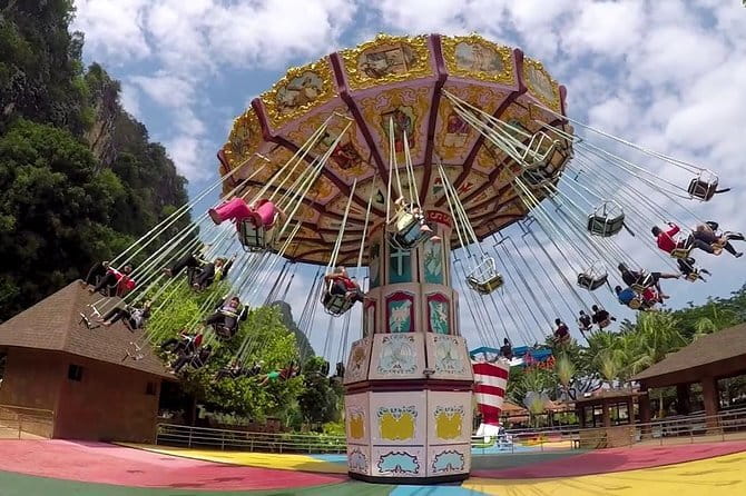 Small-Group Kuala Lumpur Half-Day City Tour - Lake Gardens, the National Museum, and the old railway station