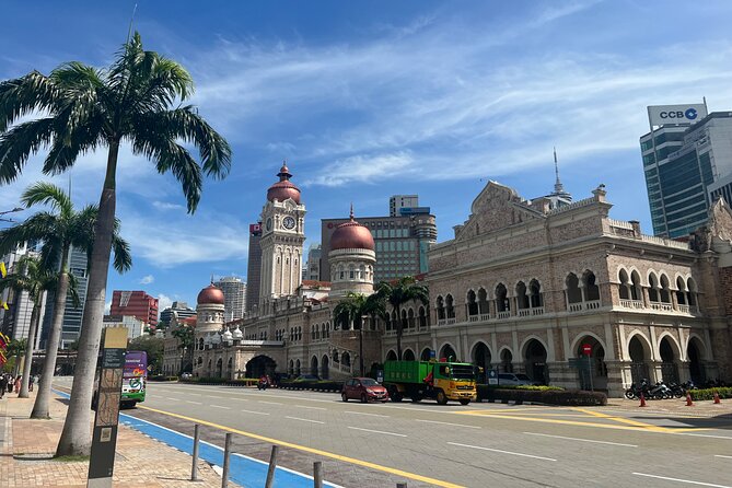 Ten Wonders Of Kuala Lumpur Shared Tour - National Mosque and the Friday problem