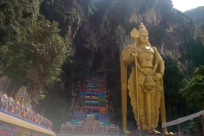 Wonders of Kuala Lumpur City & Countryside + Batu Caves (Private Guided Tour) - A short visit to the National Mosque