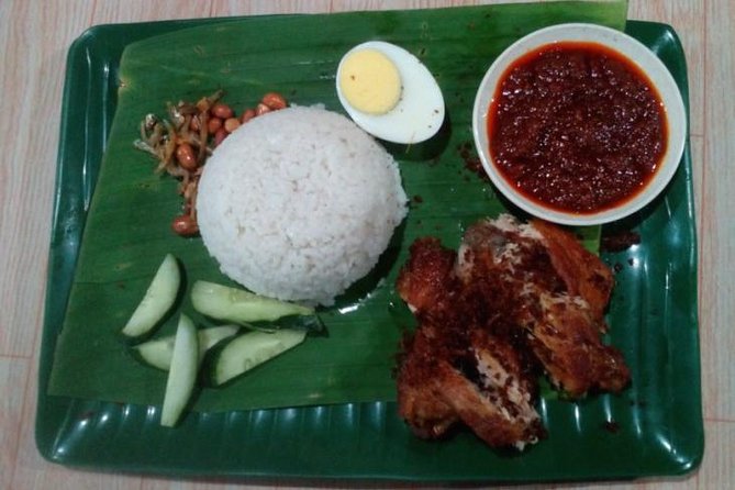 Yummy Yummy Street Food Tasting + Night City Tour(Private Guided) - Satay, char kuey teow and the included tasting menu